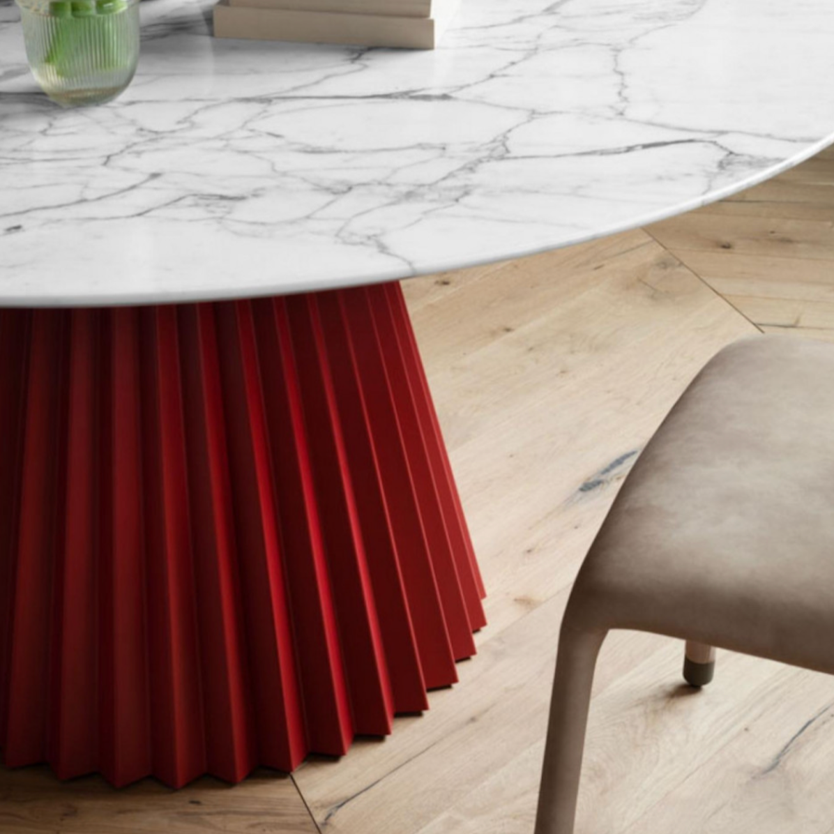 Plisse Table