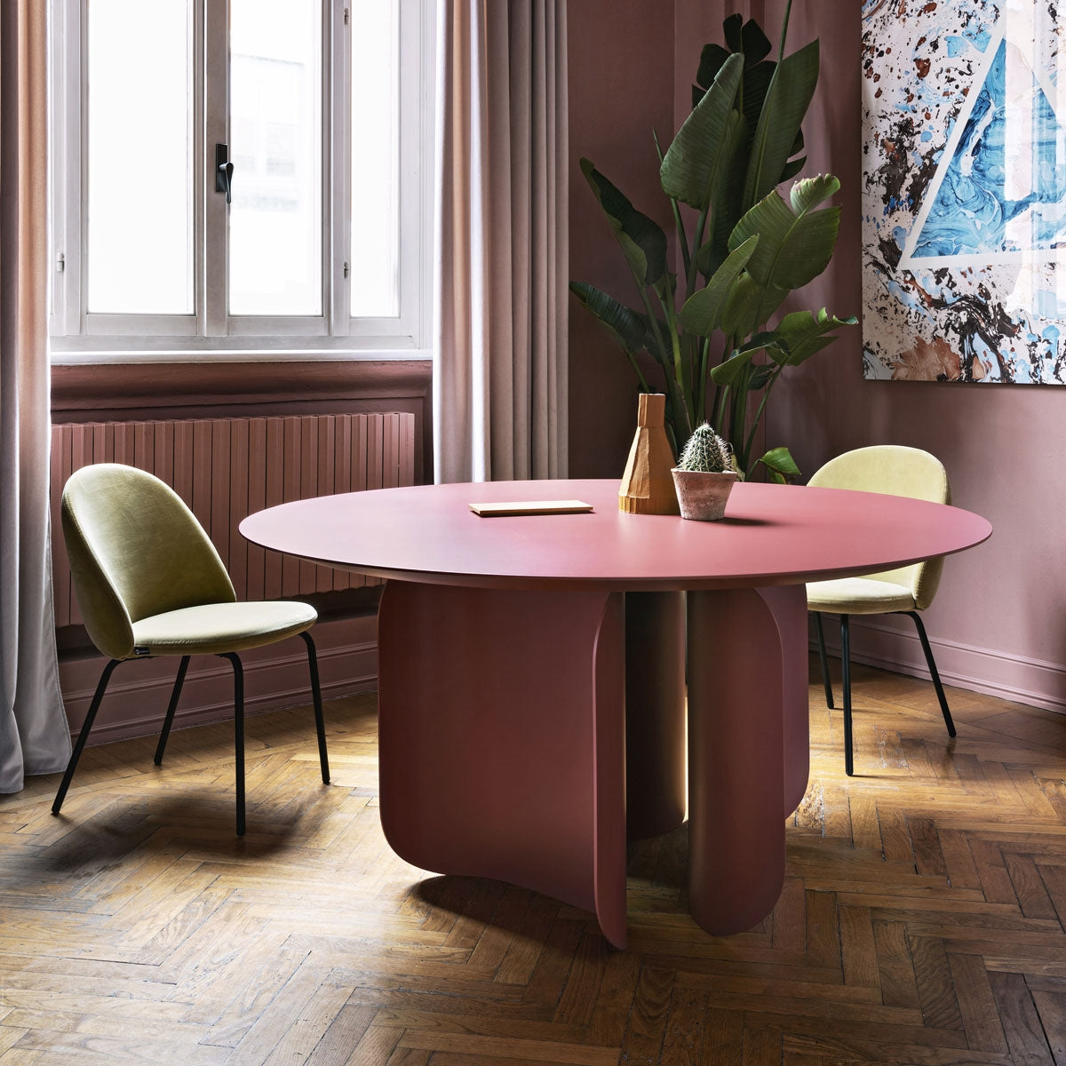 Barry Dining Table