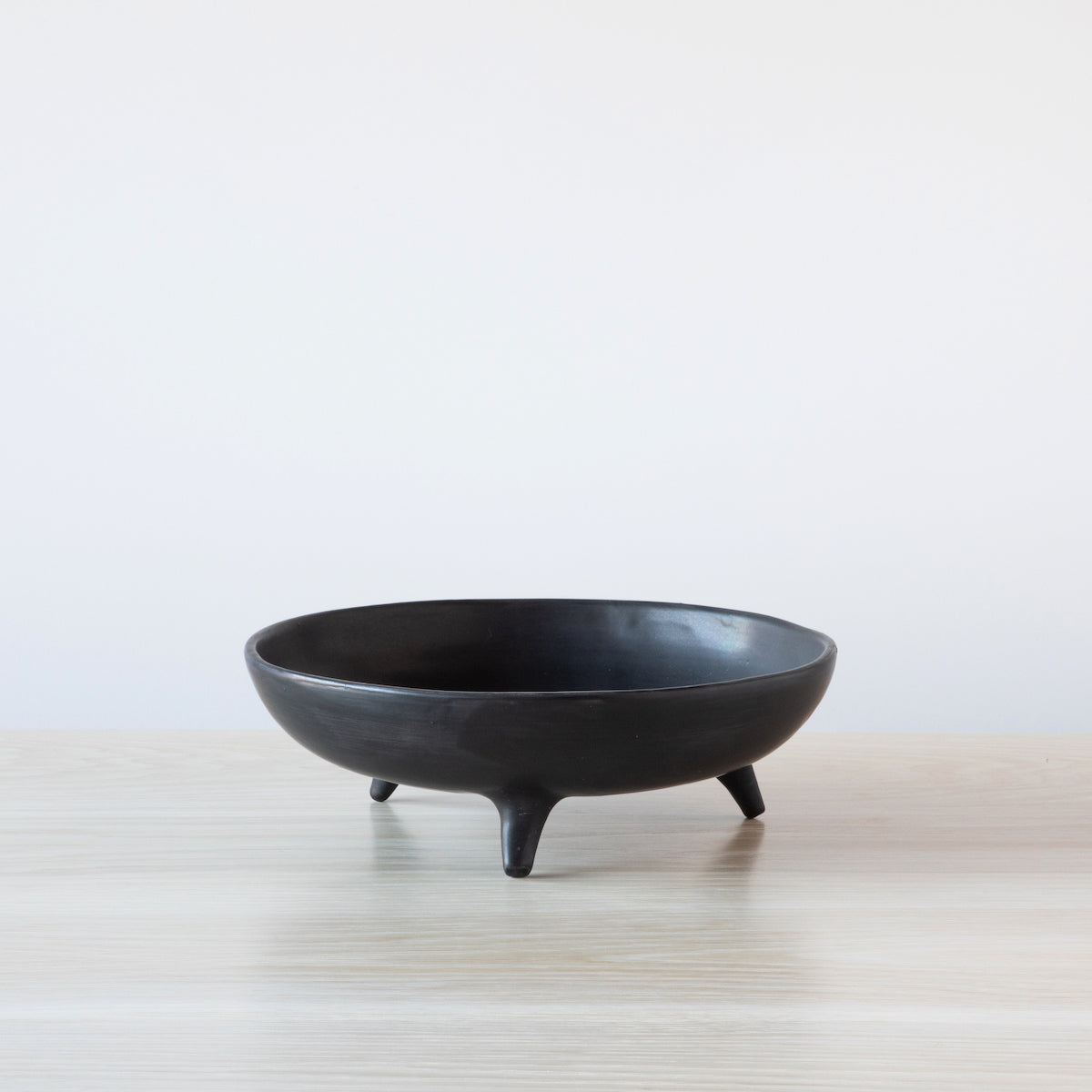 Tripod Bowls in Ebony