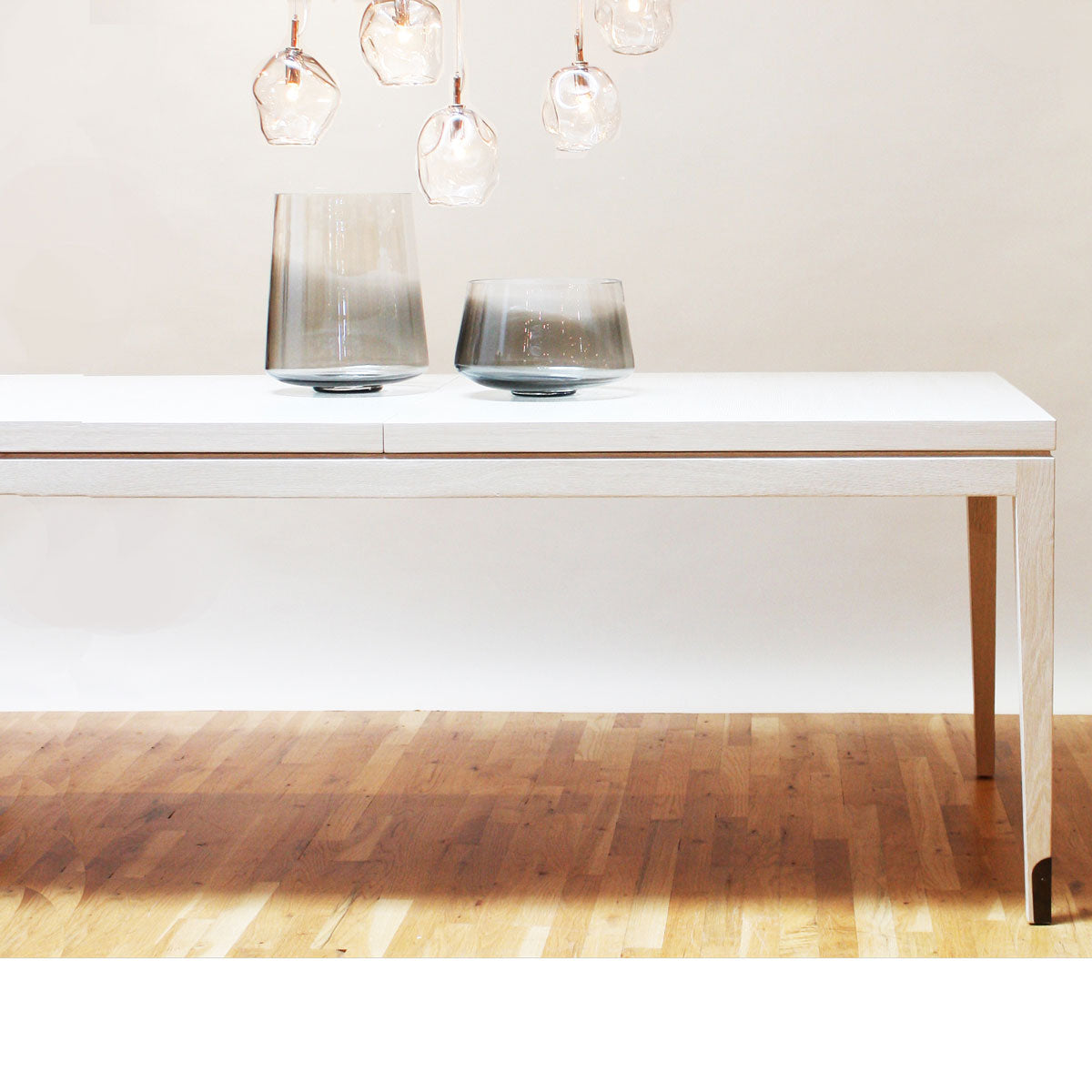 Tommy Extension Table