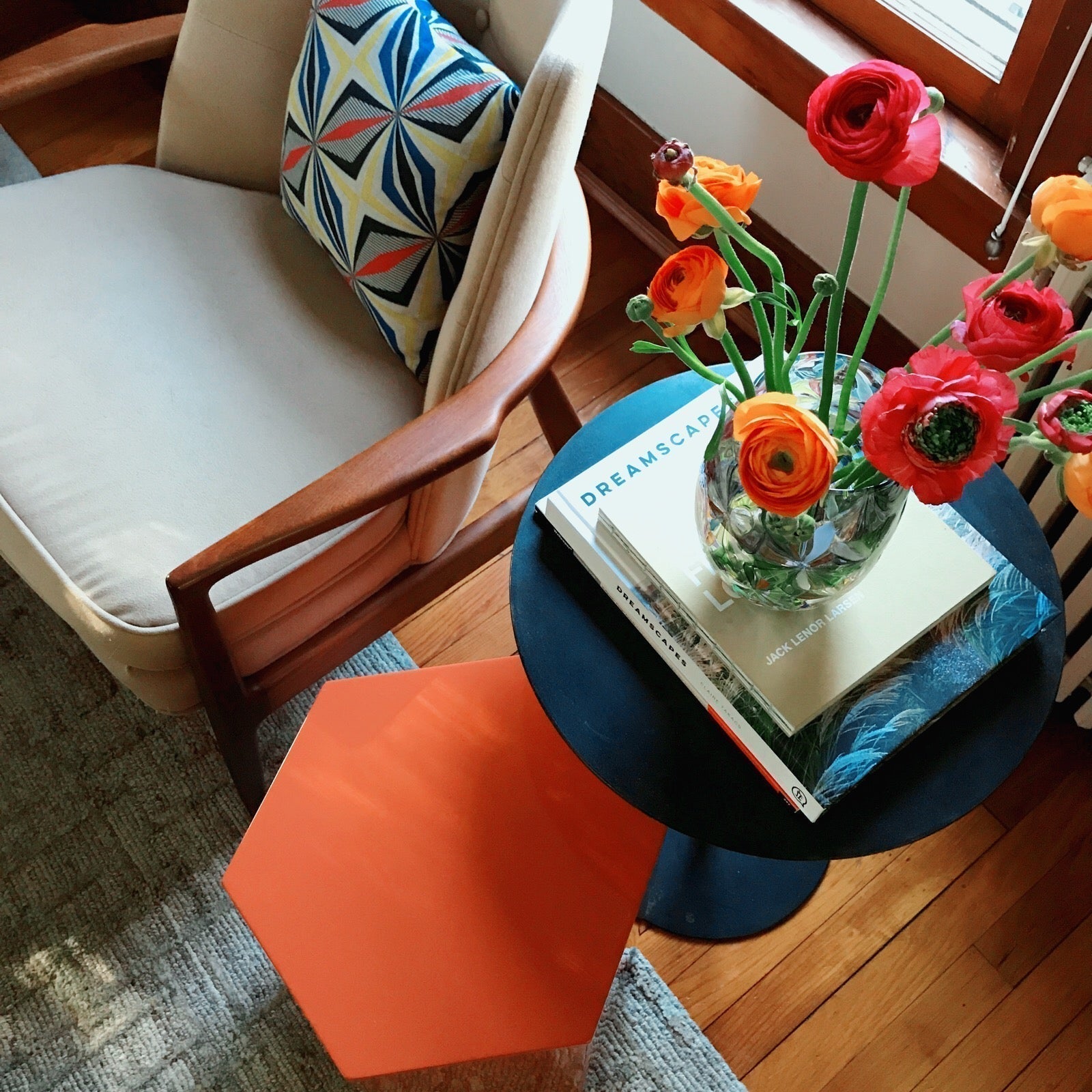 Summer Gift Guide: What to Bring | Comerford Collection