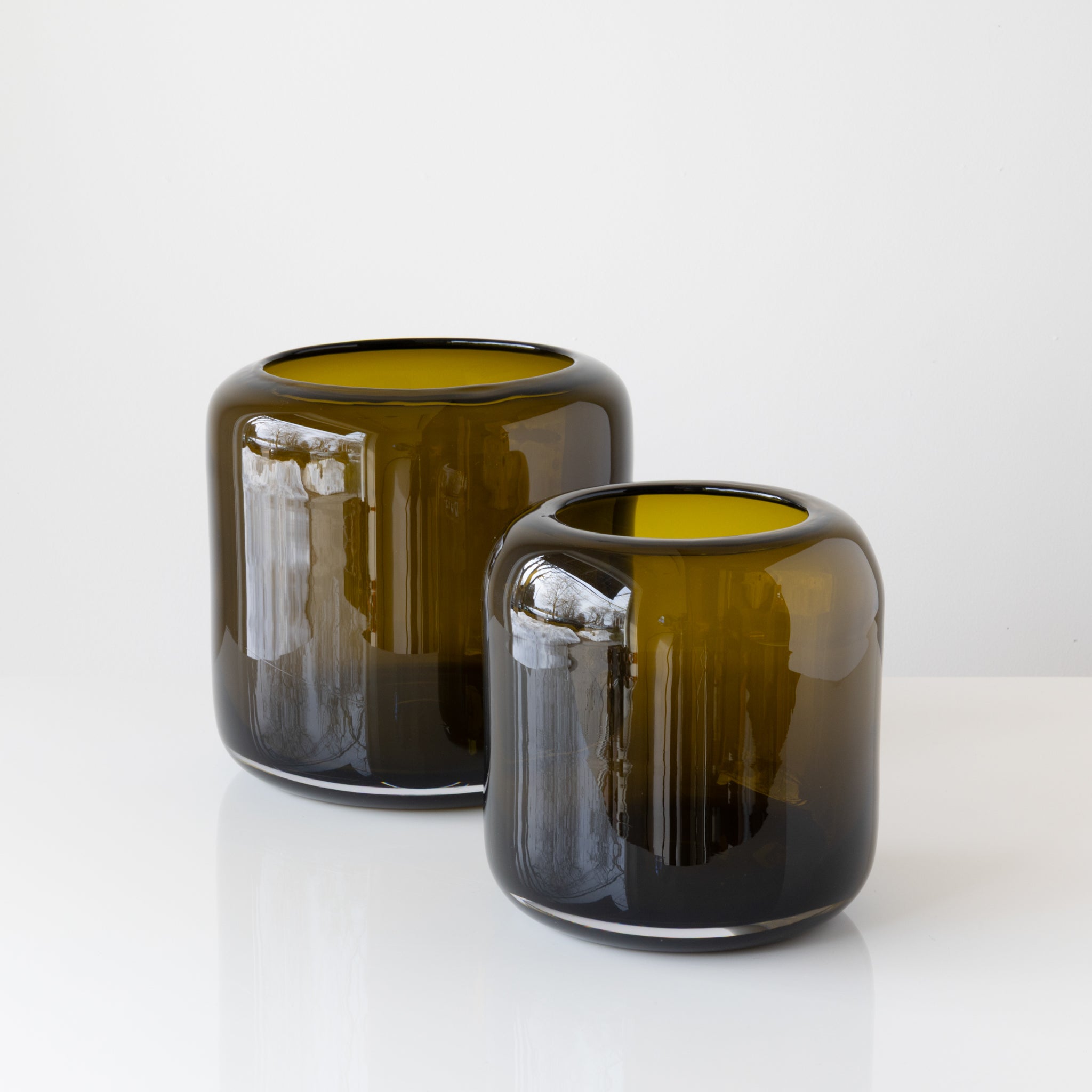 Mazurka Vases in Olive