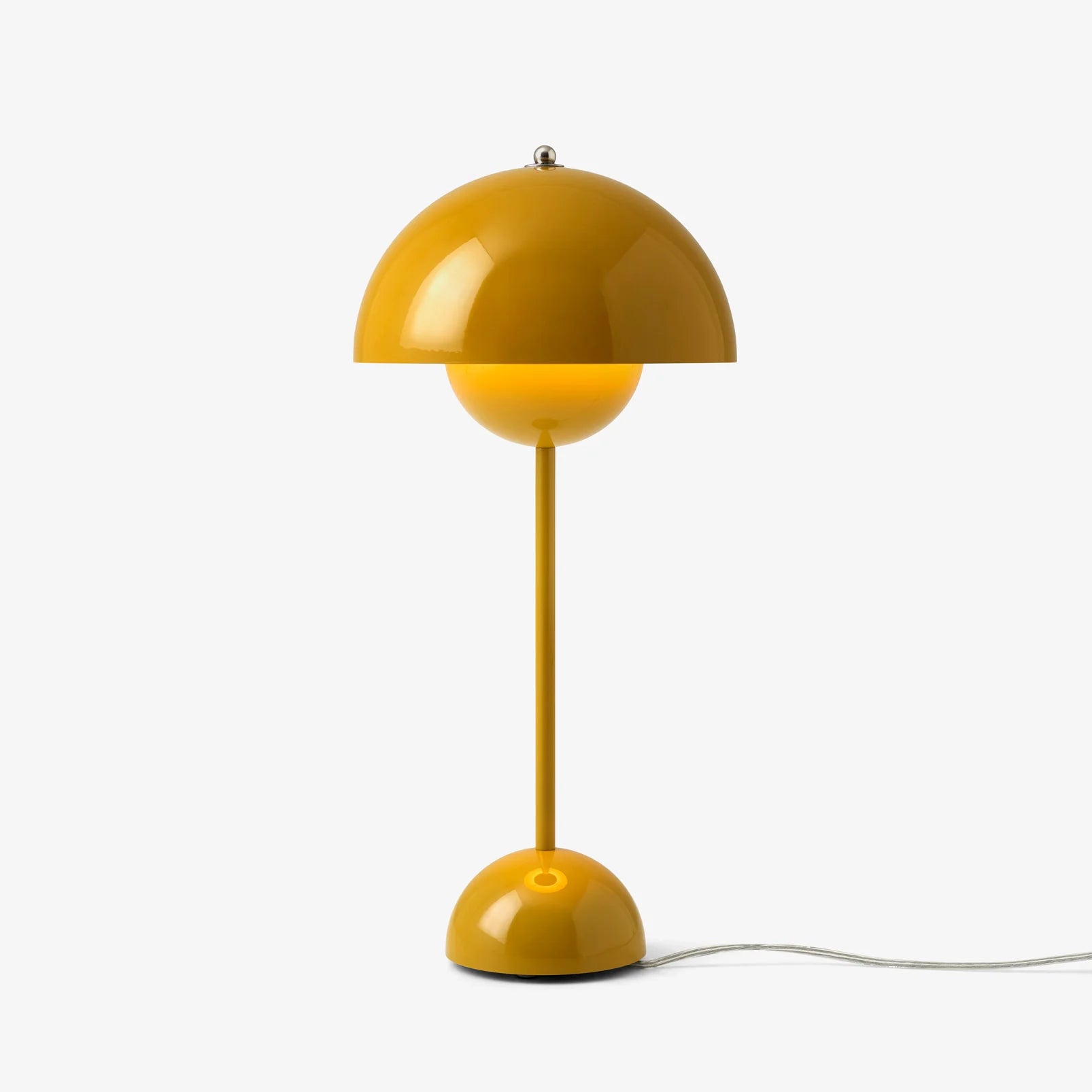 VP3 Large Table Lamps