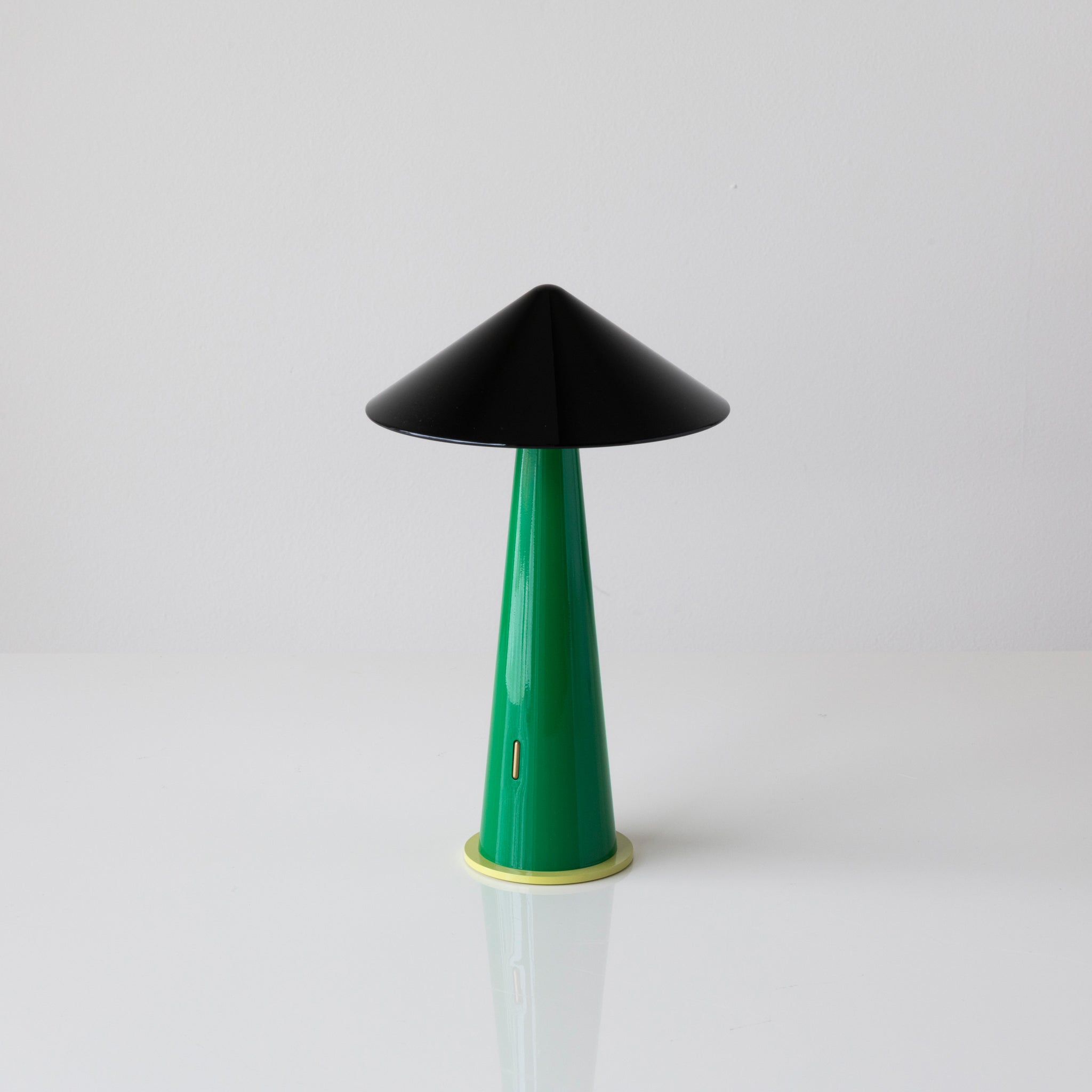 Tipsy Lamp