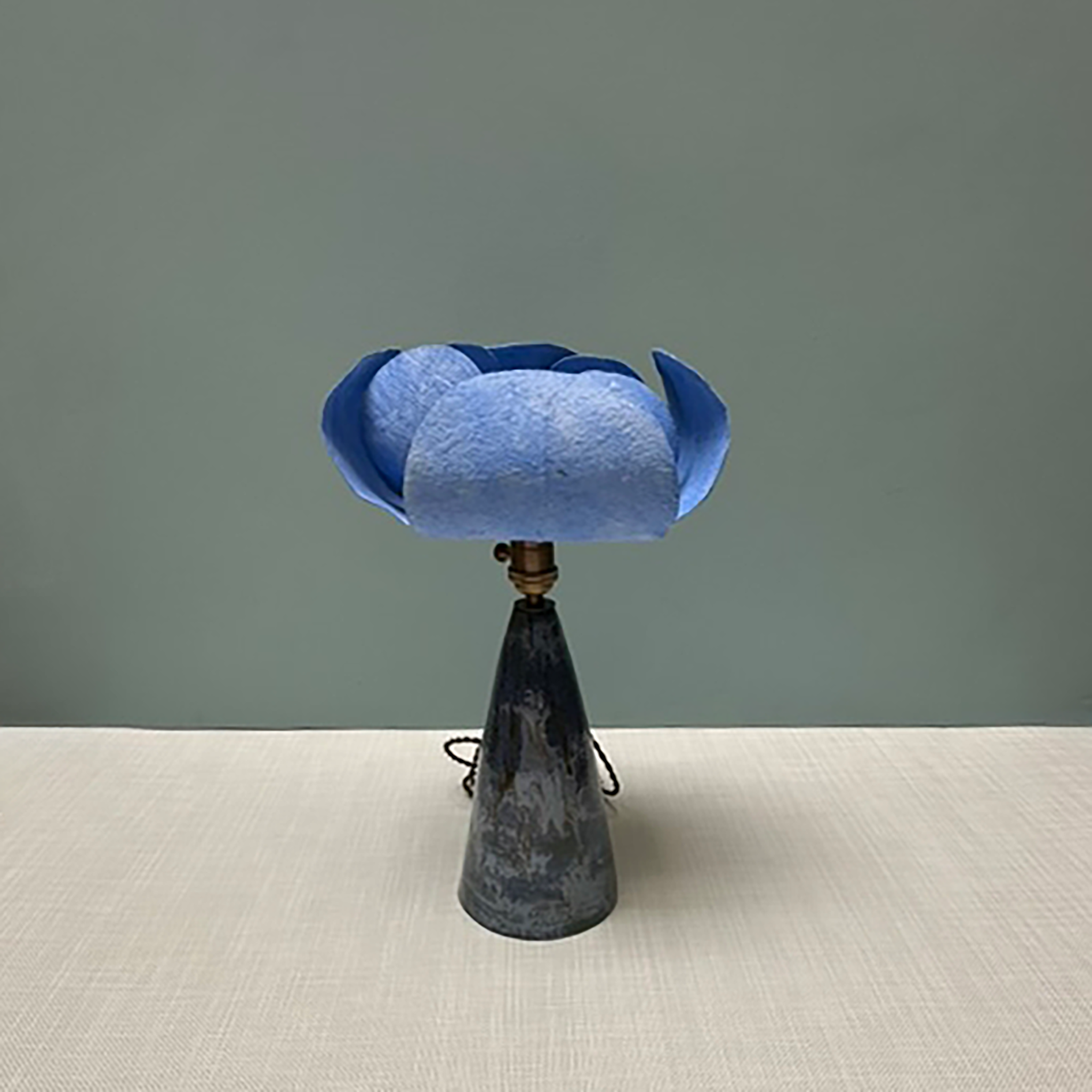 Medium Flower Lamps