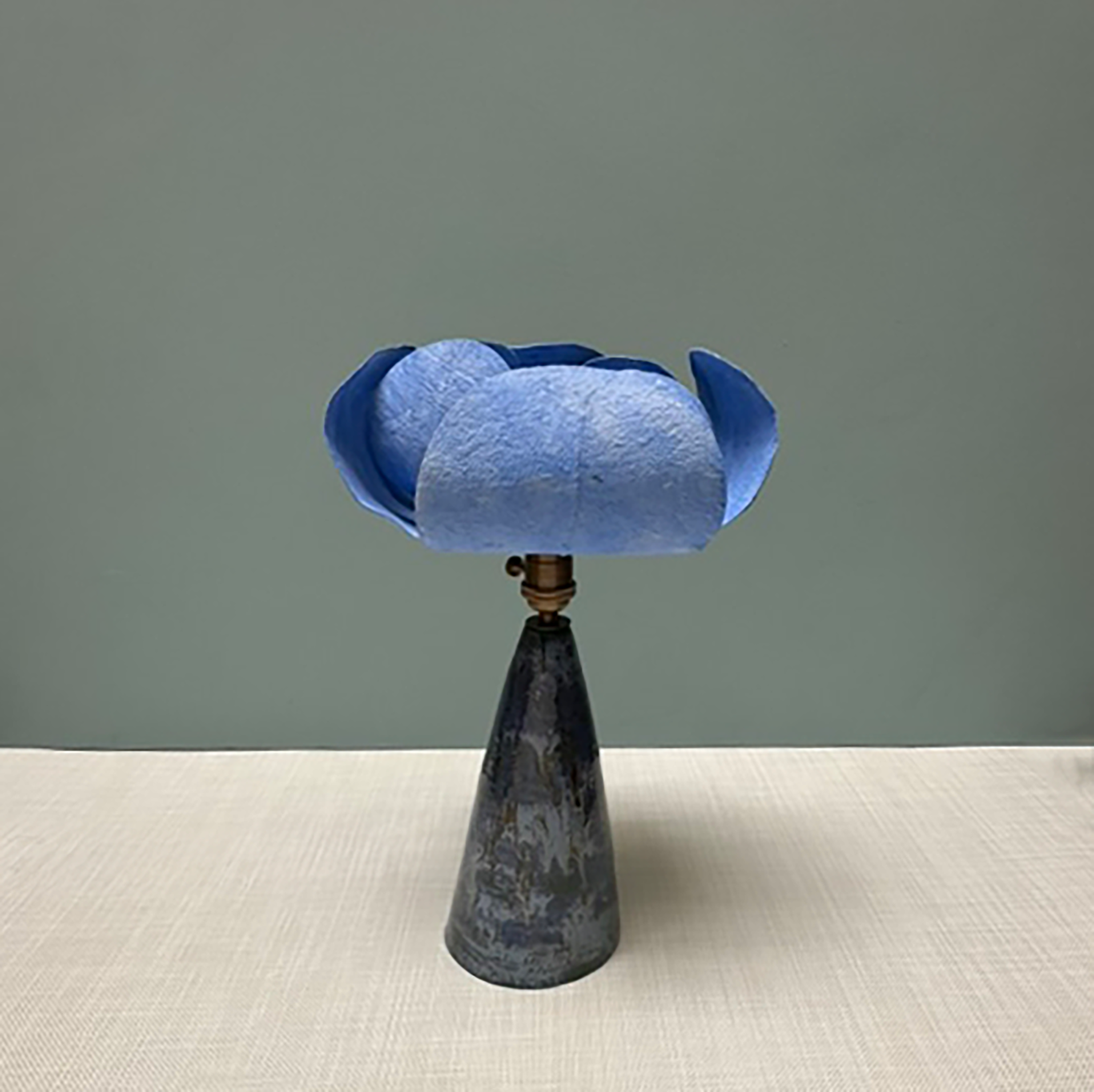 Medium Flower Lamps