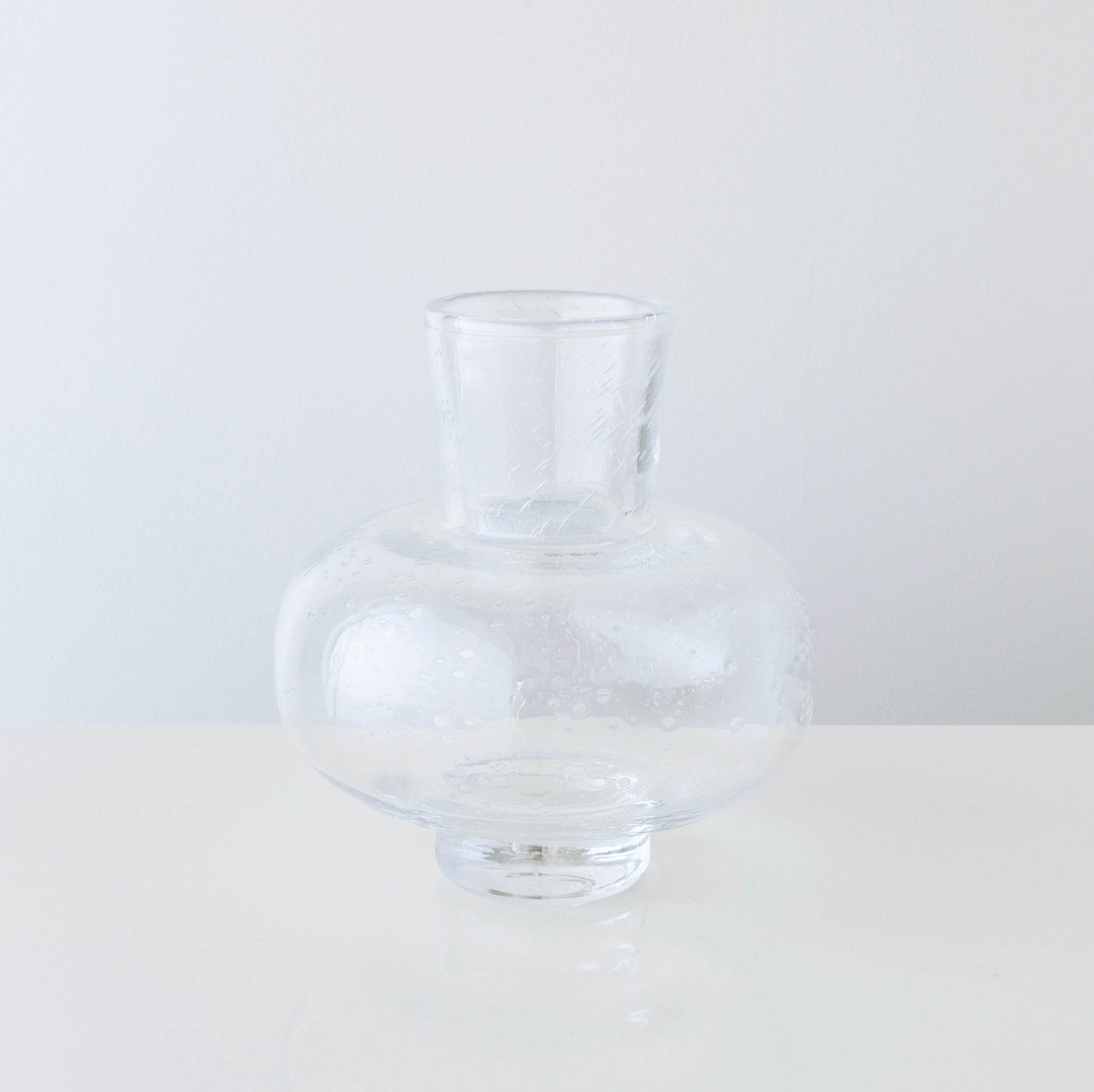 Clear Bubbles Modest Vase