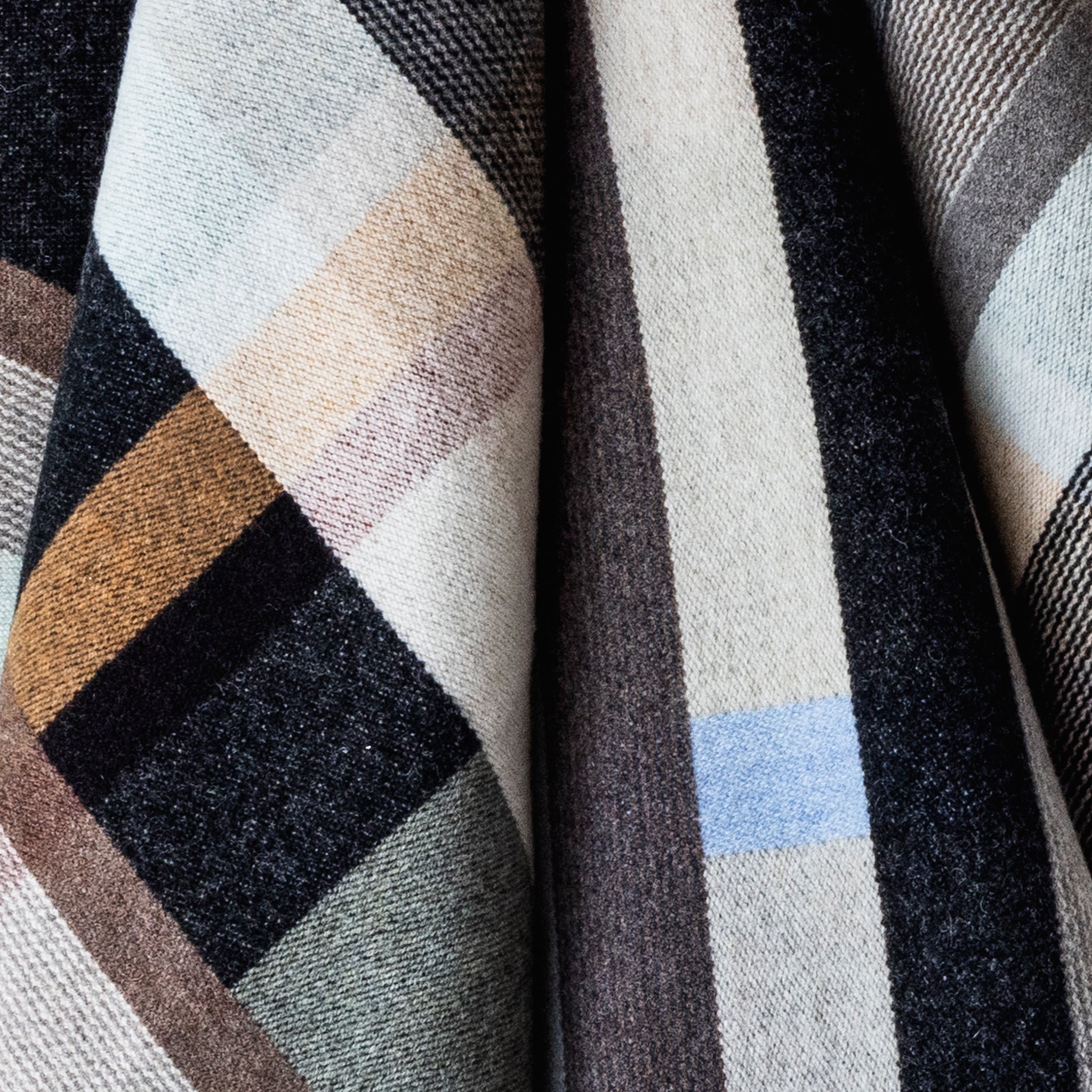 Chipperfield Block Throw