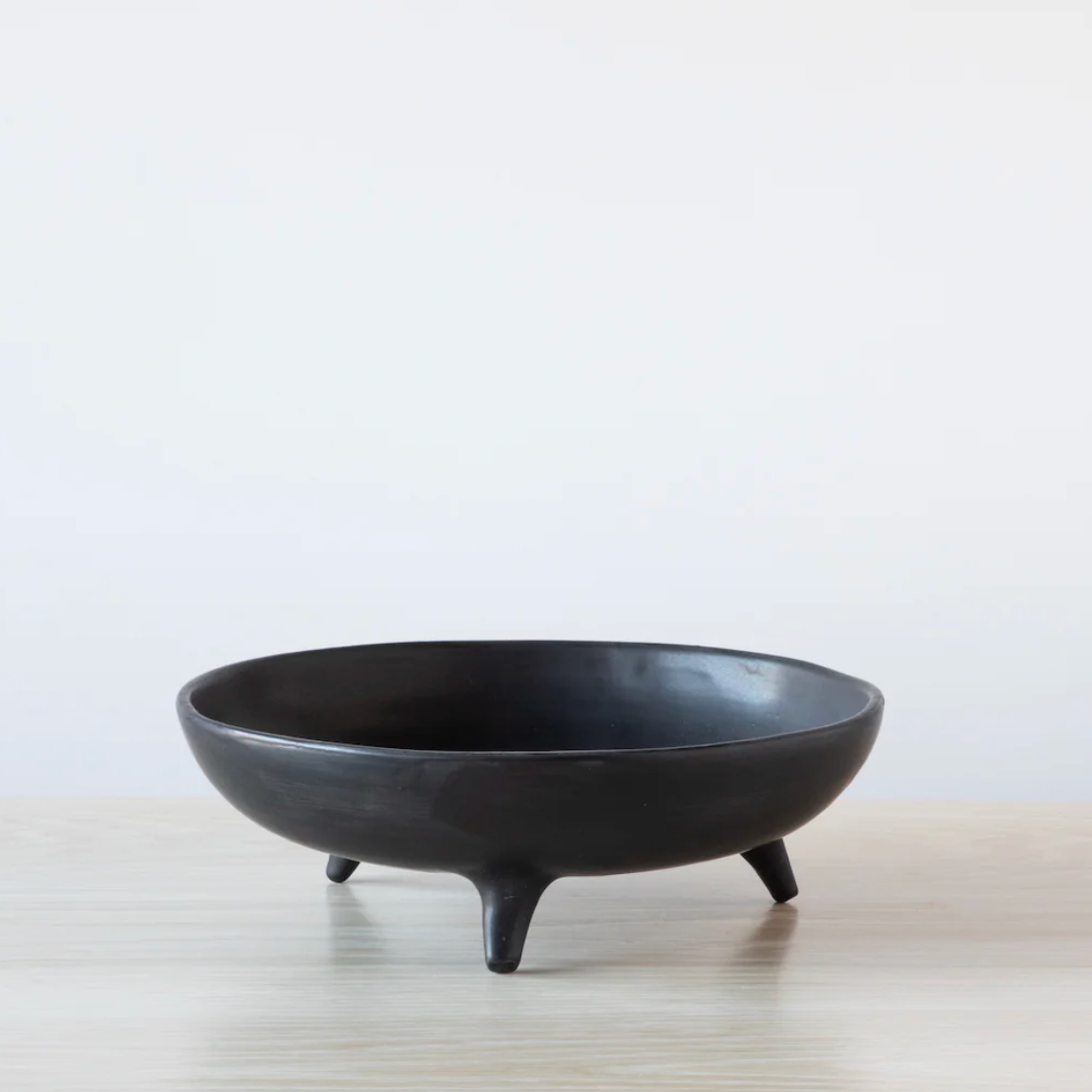 Tripod Bowls in Ebony