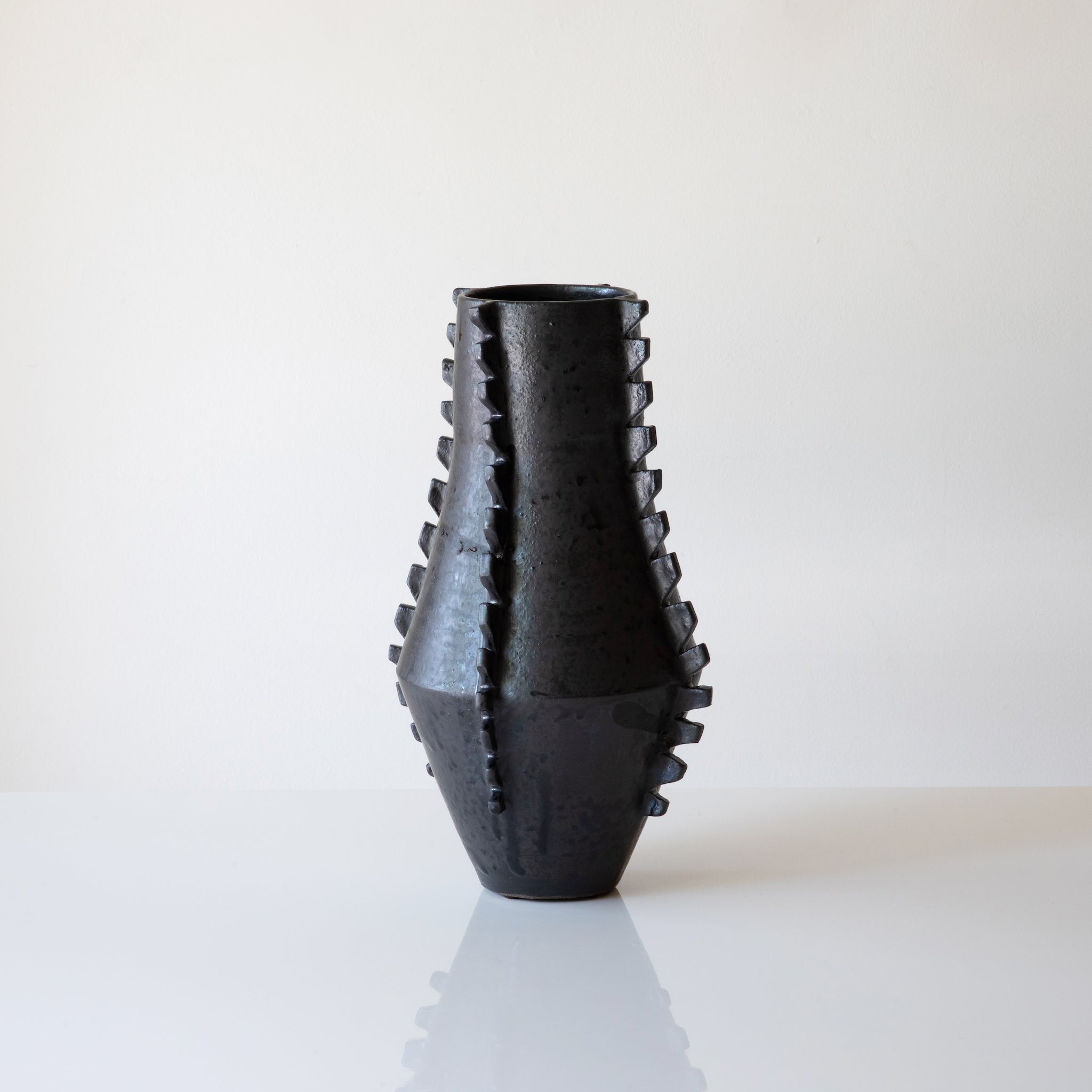 Jagged Vases