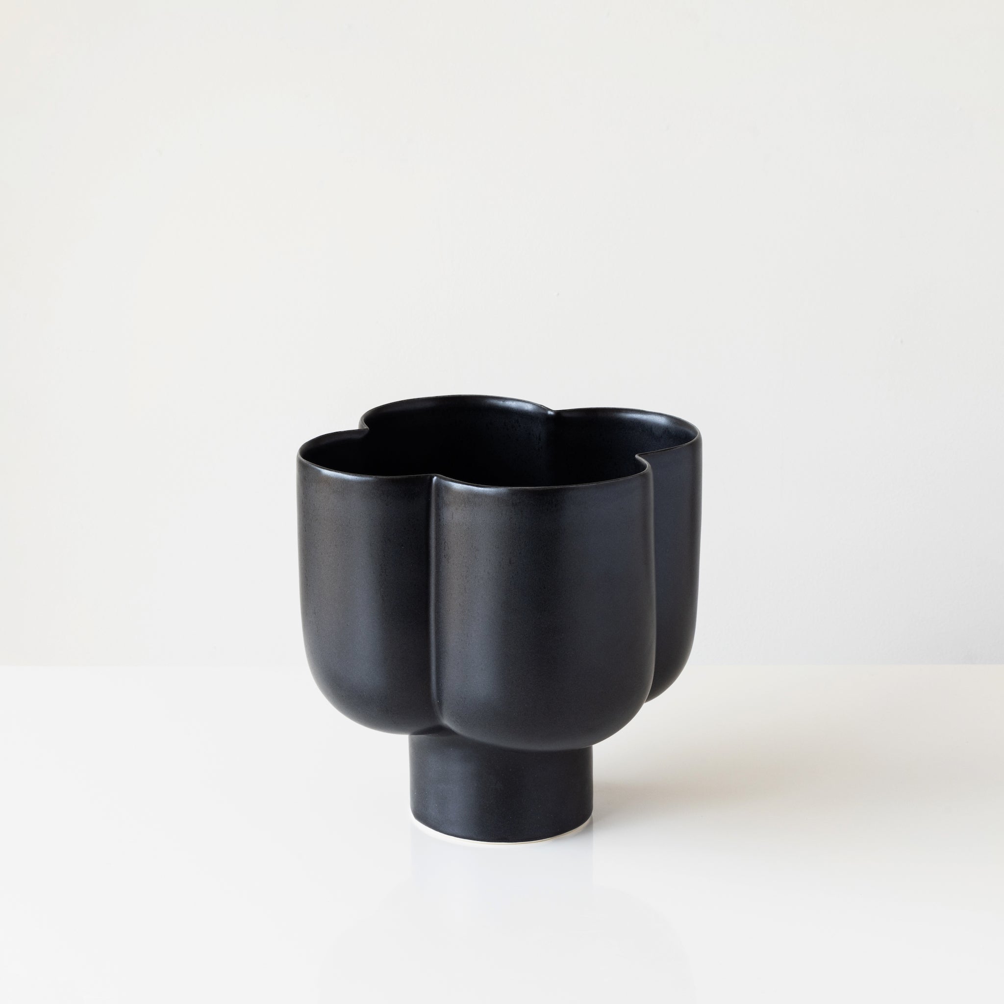 Mesola Quatrefoil in Onyx