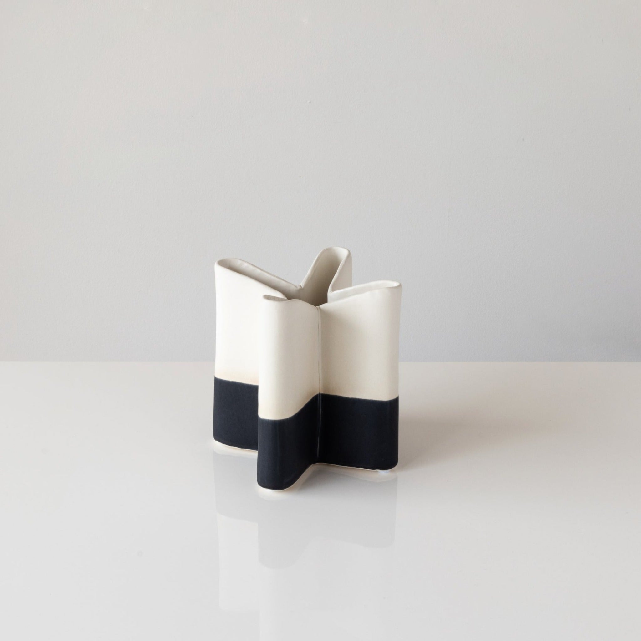 Plus Vases