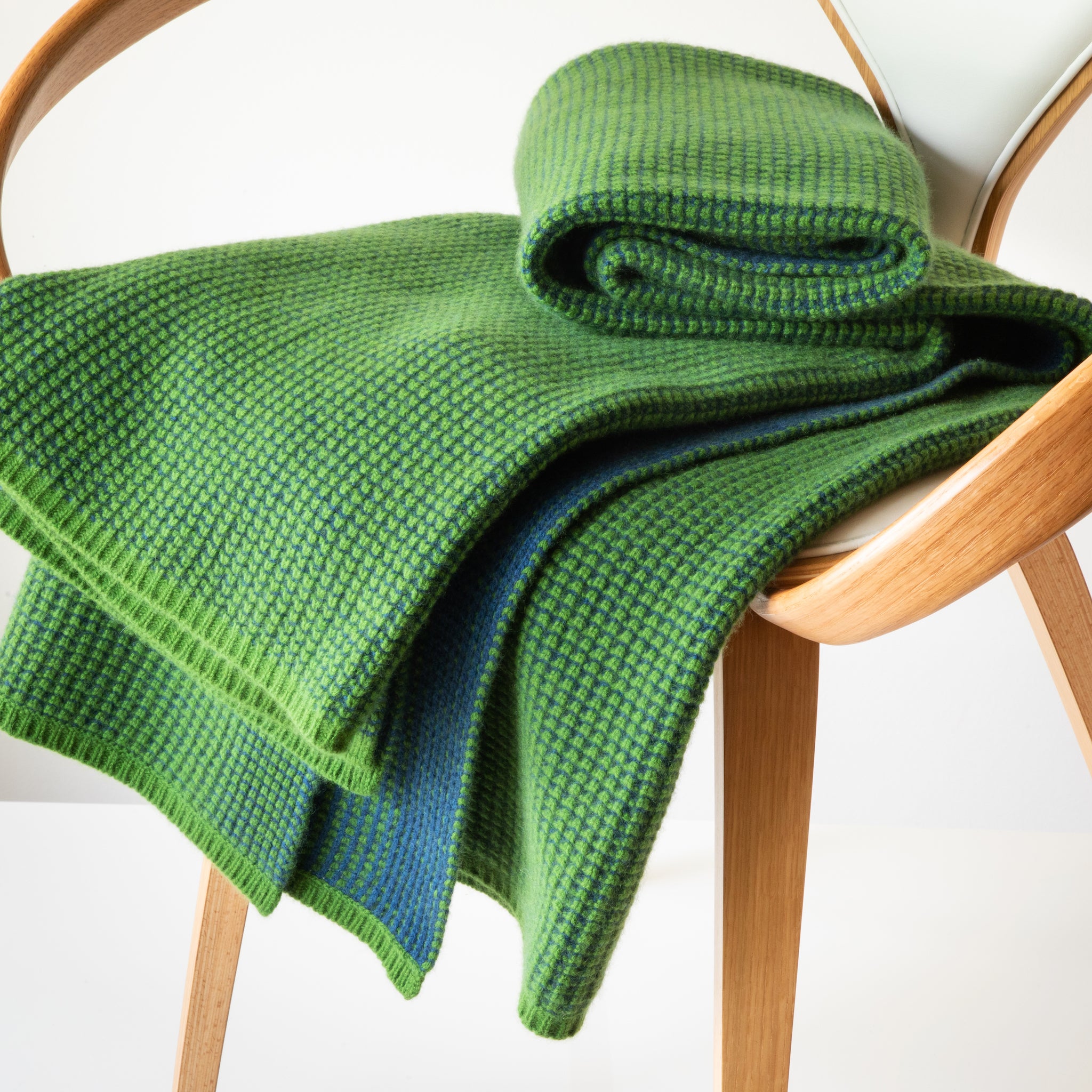 waffle-knit-throw-comerford-collection