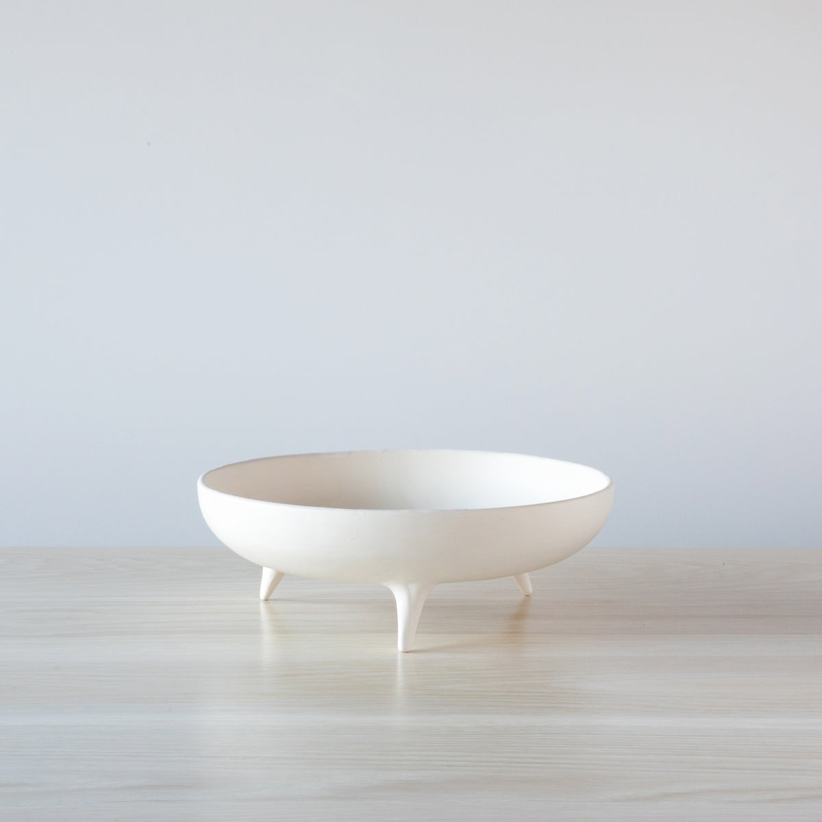 Tripod Bowls in Ivory