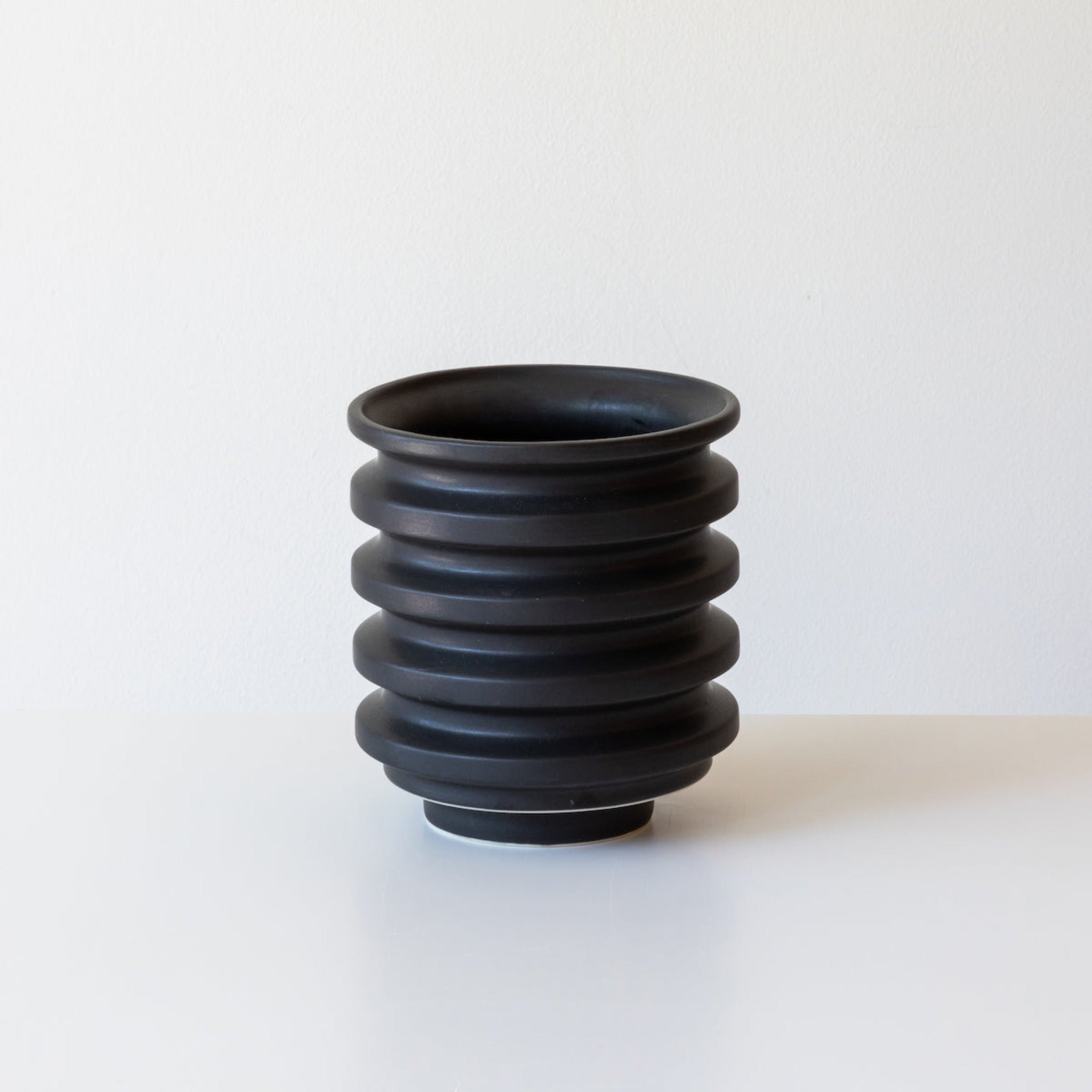 Porcelain Planters in Black